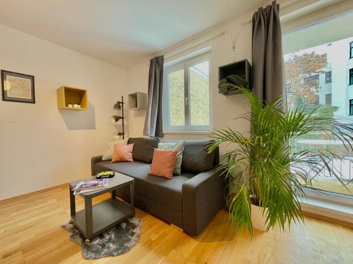 Premium Apartment With Balcony In Classy Area Viena Exterior foto
